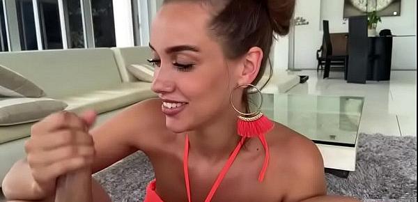 Blowjob From a Girl With Beautiful Eyes and a Wonderful Smile